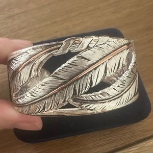 Montana Silversmiths Wind Dancer Pierced Feather Cuff Bracelet